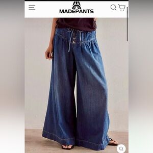 Madepants Women Flare Extra Wide-Leg Jeans